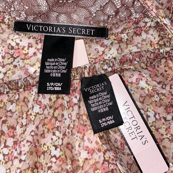 New Victoria’s Secret Lace Cami and Shorts 2 Piece Pajamas Set Size Small - Picture 6 of 15